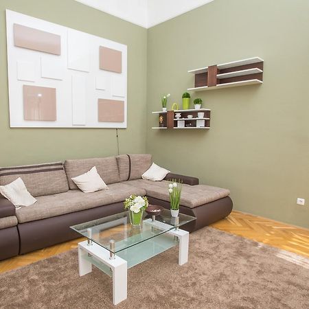 Novak Apartman Szegedin Exterior foto