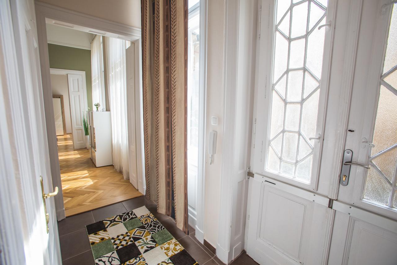 Novak Apartman Szegedin Exterior foto