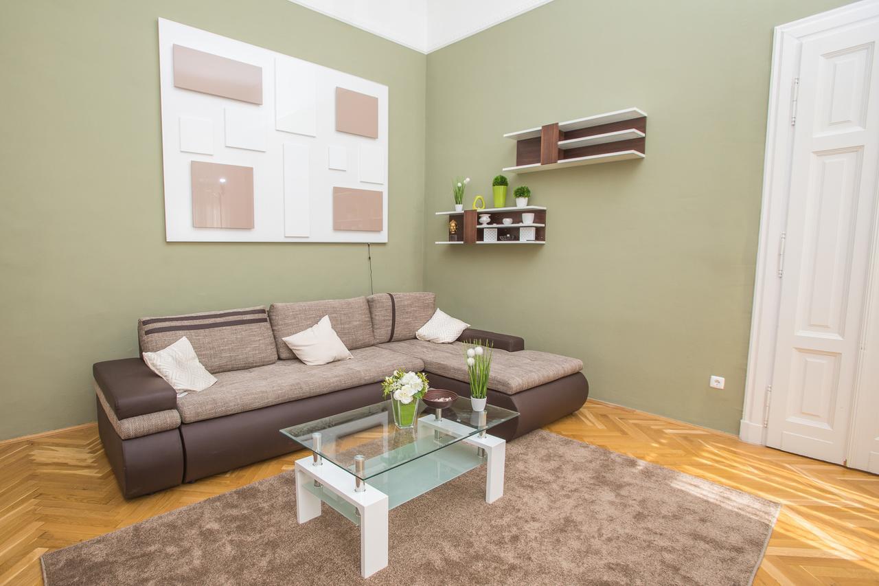 Novak Apartman Szegedin Exterior foto